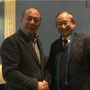 香港電影集團与河南国投梁董事長相聚鄭州，暢談合作。